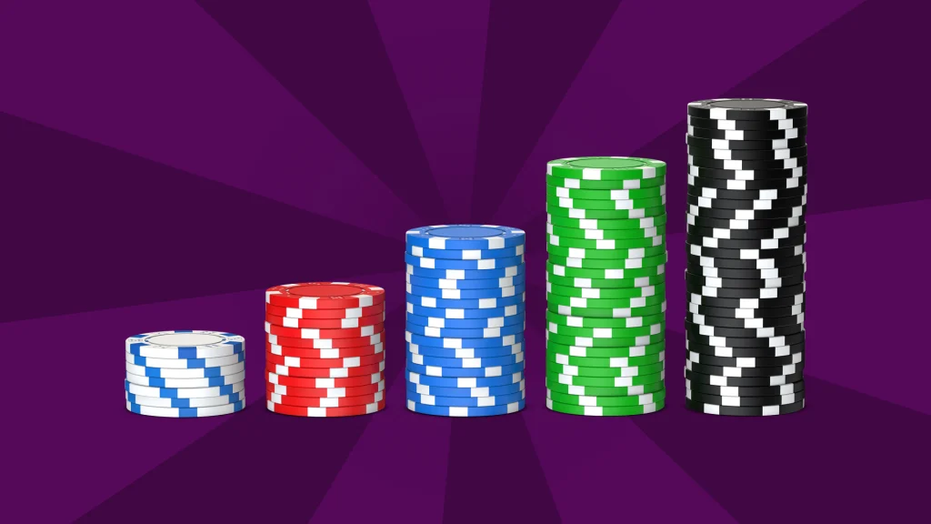 Stacks of poker chips in ascending order on purple background representing Martingale betting progression in baccarat.